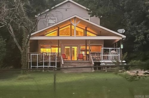 48 Lakeshore Dr, Conway, AR, 72032-9711 | Card Image