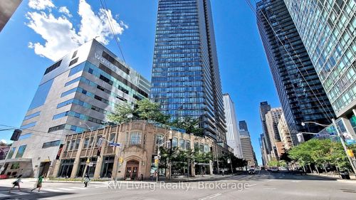 1303-832 Bay St, Toronto, ON, M5S1Z6 | Card Image