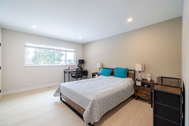 3345 Cardinal Drive, House other with 3 bedrooms, 2 bathrooms and 2 parking in Burnaby BC | Image 13