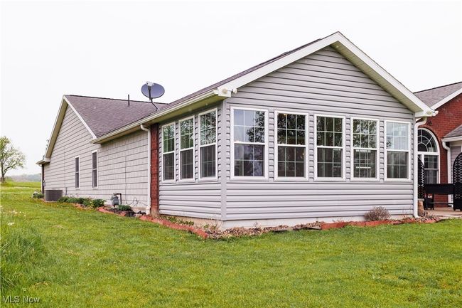 42 Turnberry Ln, Condo with 3 bedrooms, 2 bathrooms and null parking in Parkersburg WV | Image 24