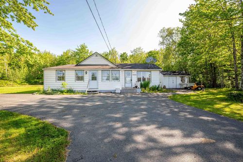 3264 Highway 215, Centre Burlington, NS, B0N2A0 | Card Image