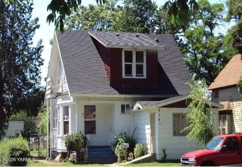 610 N Naches Ave, Yakima, WA, 98901-2251 | Card Image