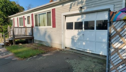 1 Middle St, Somersworth, NH, 03878-1308 | Card Image