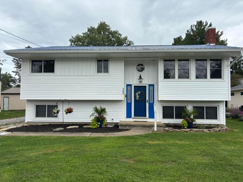 208 S Gordon Ave, Baltimore, OH, 43105-1415 | Card Image