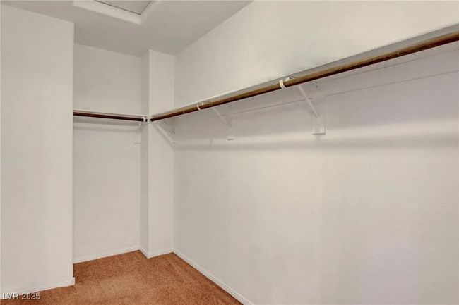 9137 Entrancing Ave, House other with 2 bedrooms, 3 bathrooms and null parking in Las Vegas NV | Image 13