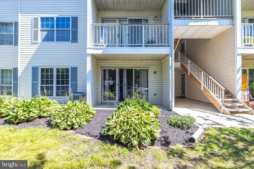 17 Mulberry Ct, TRENTON, NJ, 08619-4614 | Card Image