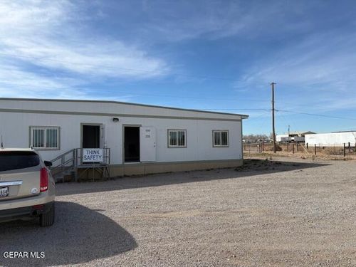 5216 Suwannee Street, El Paso, TX, 79938 | Card Image