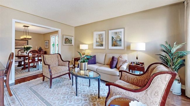 955 Peggoty Cir, House other with 4 bedrooms, 4 bathrooms and 4 parking in Oshawa ON | Image 6