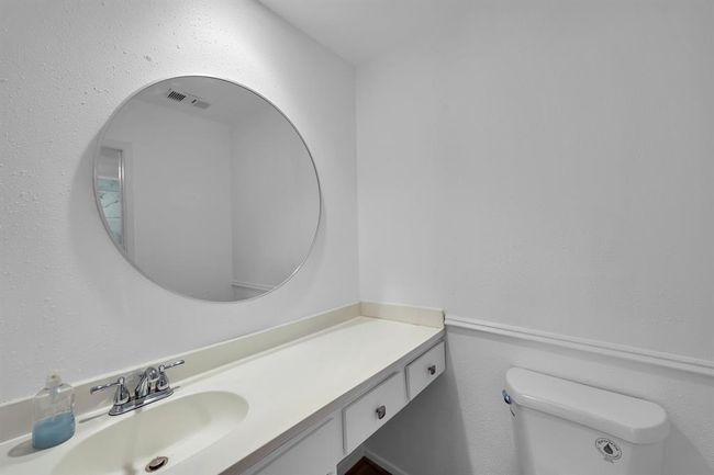 APT-203 - 2100 Wilcrest Dr, Townhouse with 2 bedrooms, 2 bathrooms and null parking in Houston TX | Image 21