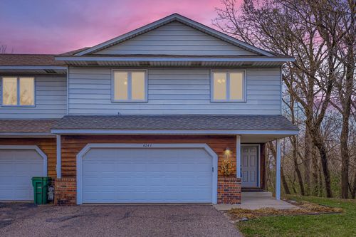 4241 Blackhawk Rd, Eagan, MN, 55122-2210 | Card Image