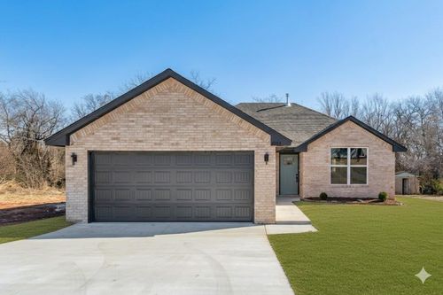 2004 N Cherry Ave, Oklahoma City, OK, 73121-7226 | Card Image