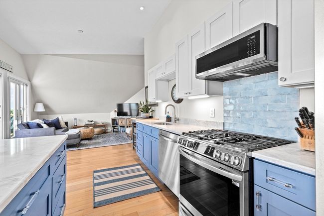 APT-7 - 646 Jerusalem Rd, Condo with 2 bedrooms, 1 bathrooms and 1 parking in Cohasset MA | Image 5