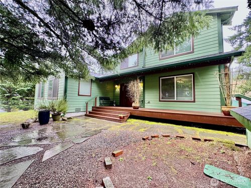 13818 Glenwood Rd Sw, Port Orchard, WA, 98367-7768 | Card Image