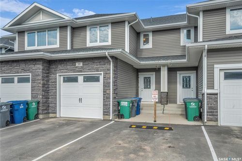 39-115 Veltkamp Cres, Saskatoon, SK, S7T0T7 | Card Image