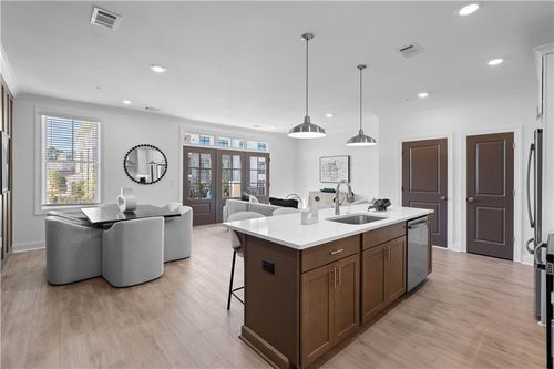 unit-d69-542 Sawnee Village Blvd, Cumming, GA, 30040-3162 | Card Image