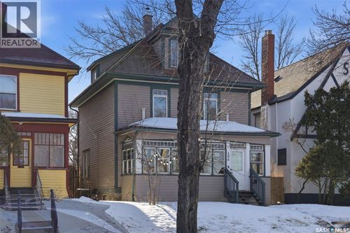 106 8th St E, Saskatoon, SK, S7H0N9 | Card Image