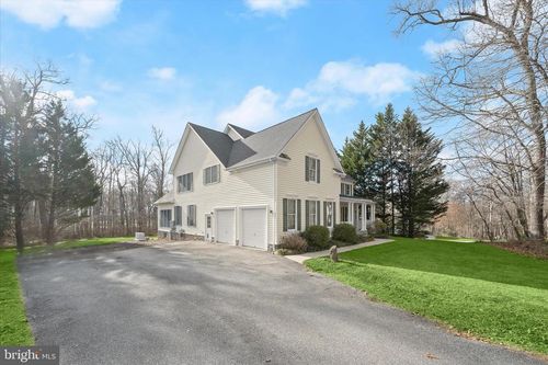 15286 Ridge Hunt Dr, Woodbine, MD, 21797-8029 | Card Image