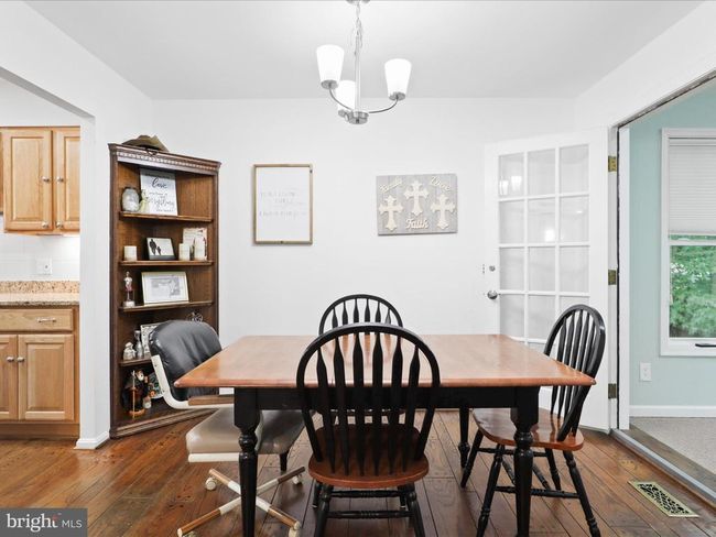 5281 Navaho Dr, House other with 4 bedrooms, 3 bathrooms and null parking in Alexandria VA | Image 8
