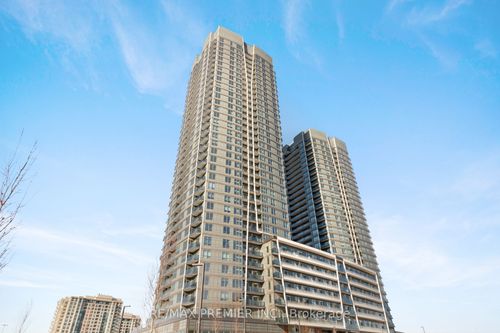 909-30 Upper Mall Way, Vaughan, ON, L4J0L7 | Card Image