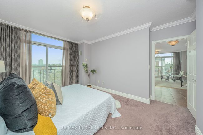 404 - 50 Port St E, Condo with 2 bedrooms, 2 bathrooms and null parking in Mississauga ON | Image 24