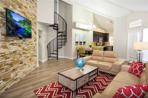 888-5125 W Reno Ave, Las Vegas, NV, 89118-1585 | Card Image