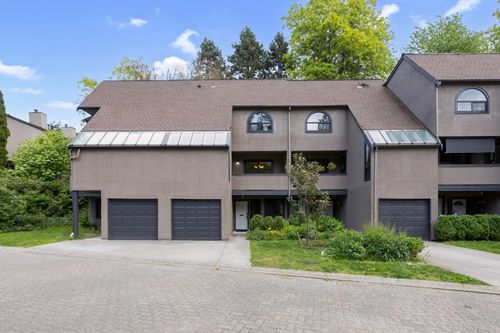 8526 Woodtrail Pl, Burnaby, BC, V5A4A9 | Card Image