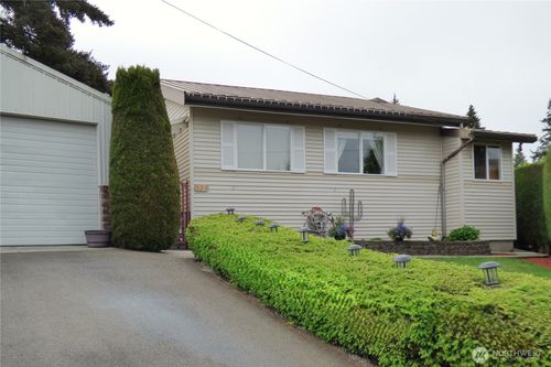 326 Prestwick Dr, Camano Island, WA, 98282-7203 | Card Image