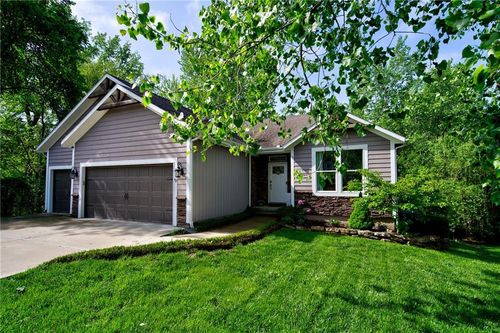 419 E 166th Ct, Belton, MO, 64012-2201 | Card Image