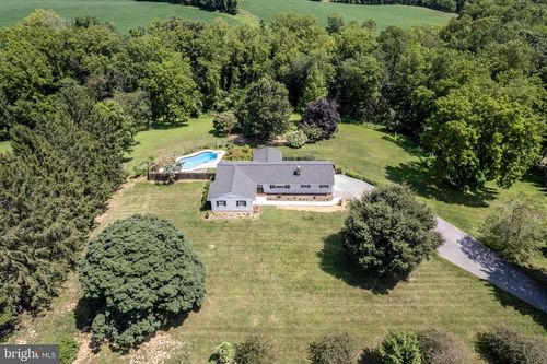 2105 Brookmead Ct, REISTERSTOWN, MD, 21136-4007 | Card Image