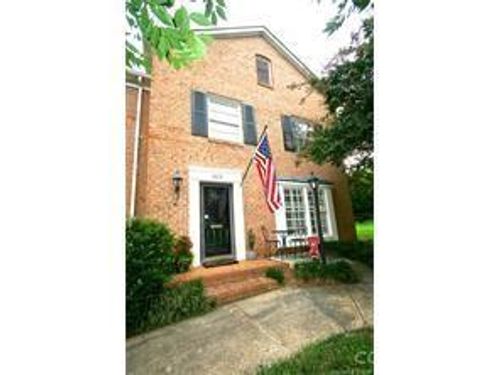 6619 Bunker Hill Cir, Charlotte, NC, 28210-4200 | Card Image