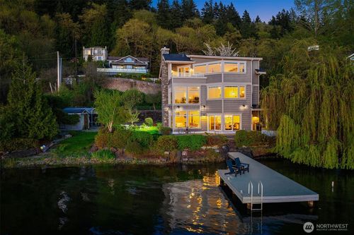2033 E Lake Sammamish Pkwy Ne, Sammamish, WA, 98074-4511 | Card Image