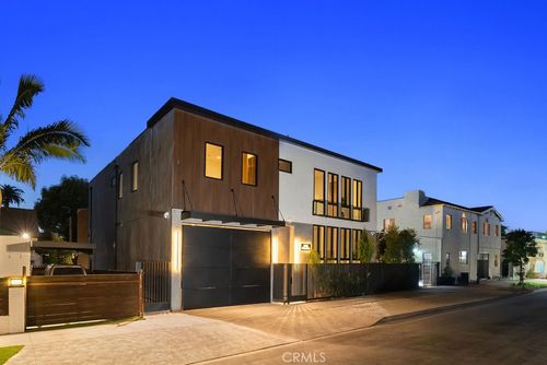 2619 S Rimpau Blvd, Los Angeles, CA, 90016 | Card Image