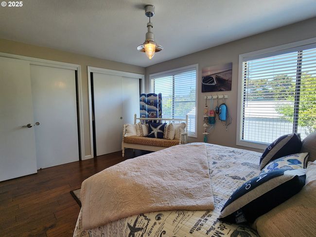Bedroom, Primary-Upper | Image 17