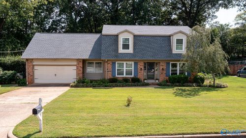 818 Se Esslinger Road, Huntsville, AL, 35802 | Card Image