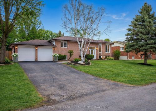 40 Wales Ave N, Everett, ON, L0M1J0 | Card Image