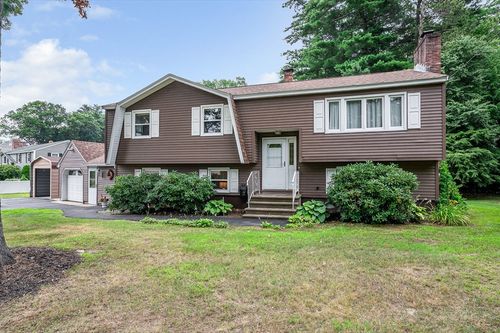 75 I St, Dracut, MA, 01826-1145 | Card Image