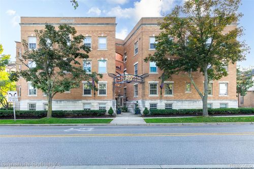 3bn-7-327 Southfield Rd, Birmingham, MI, 48009-1629 | Card Image