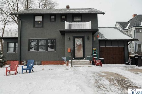 226 S Linton St, Blue Earth, MN, 56013-1337 | Card Image