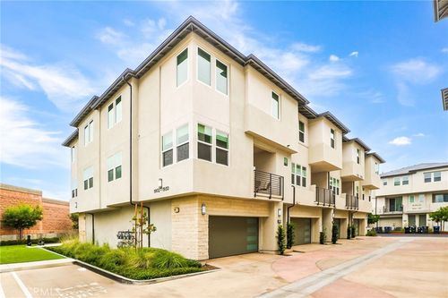 1914 W Bushell St, Anaheim, CA, 92805-6588 | Card Image