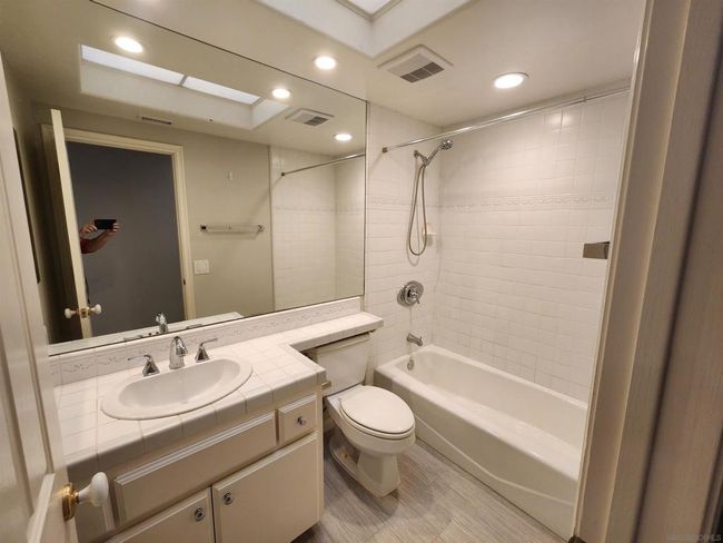 1402 Via Mil Cumbres, House other with 6 bedrooms, 8 bathrooms and 8 parking in Solana Beach CA | Image 25