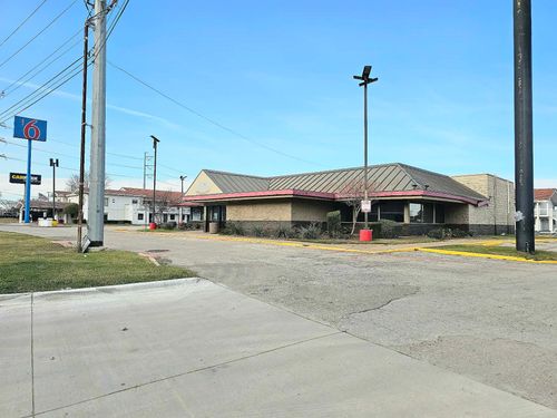 12733 Lyndon B Johnson Fwy, Garland, TX, 75041-4706 | Card Image