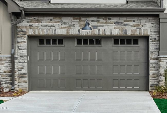 Wimb garage door end unit | Image 5