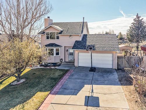 1109 Overland Dr, Rock Springs, WY, 82901-4577 | Card Image