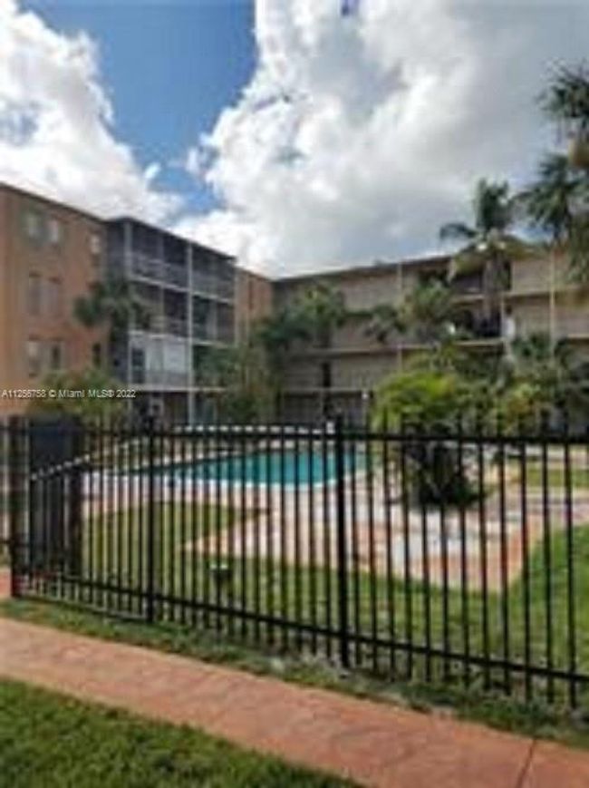 APT-110 - 4848 Nw 24 Th Ct, Condo with 1 bedrooms, 1 bathrooms and null parking in Lauderdale Lakes FL | Image 22