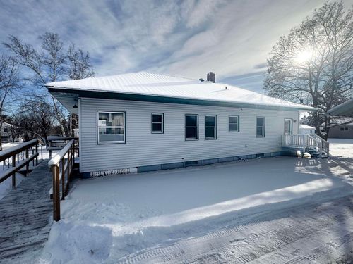 315 3rd Ave E, Washburn, WI, 54891-9579 | Card Image