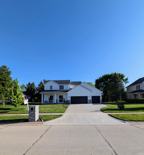 1805 Amberwood Dr, Goshen, IN, 46526-5537 | Card Image