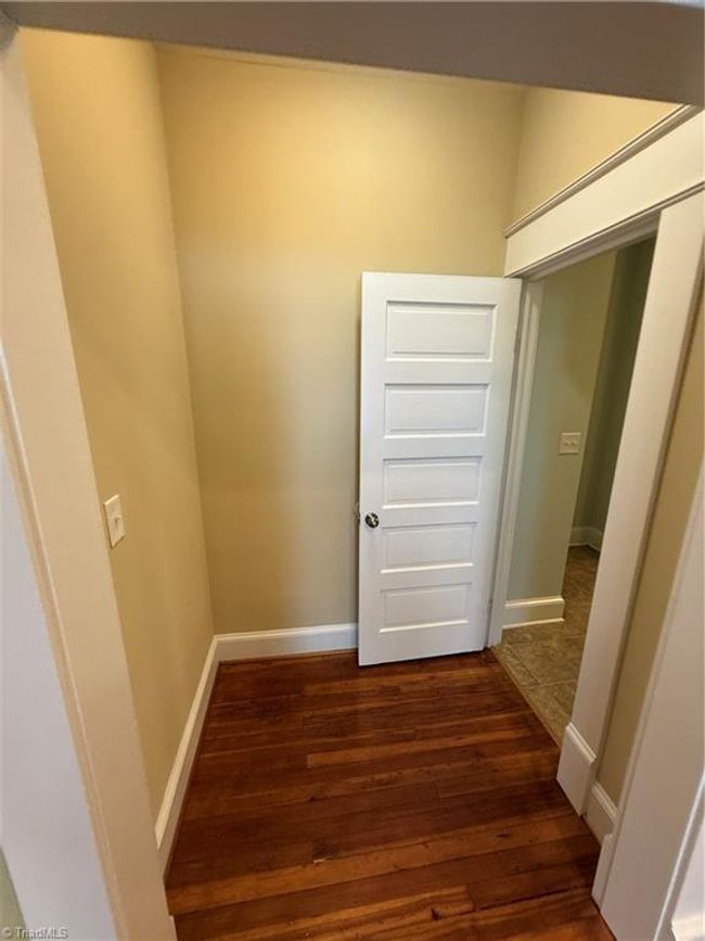 APT-3 - 235 W End Blvd, Home with 1 bedrooms, 1 bathrooms and null parking in Winston Salem NC | Image 15