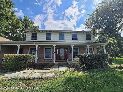 640 W Foothills Dr, Sugarloaf, PA, 18249-3042 | Card Image