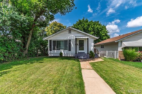 3711 Wabash Ave, Saint Louis, MO, 63109-1137 | Card Image