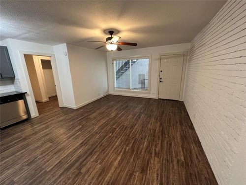 apt-115-219 Marshall St, Houston, TX, 77006-4587 | Card Image